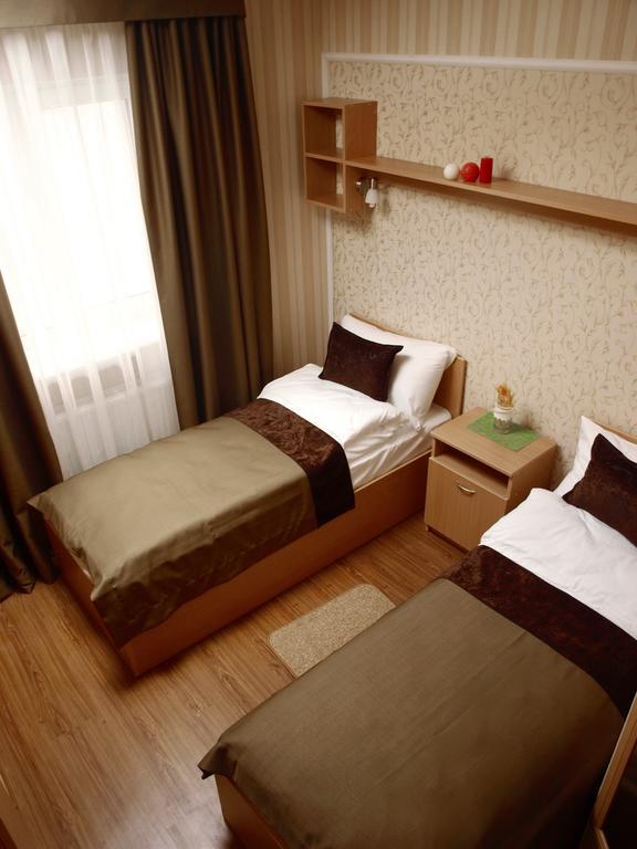 Leon Hotel Liov Exterior foto